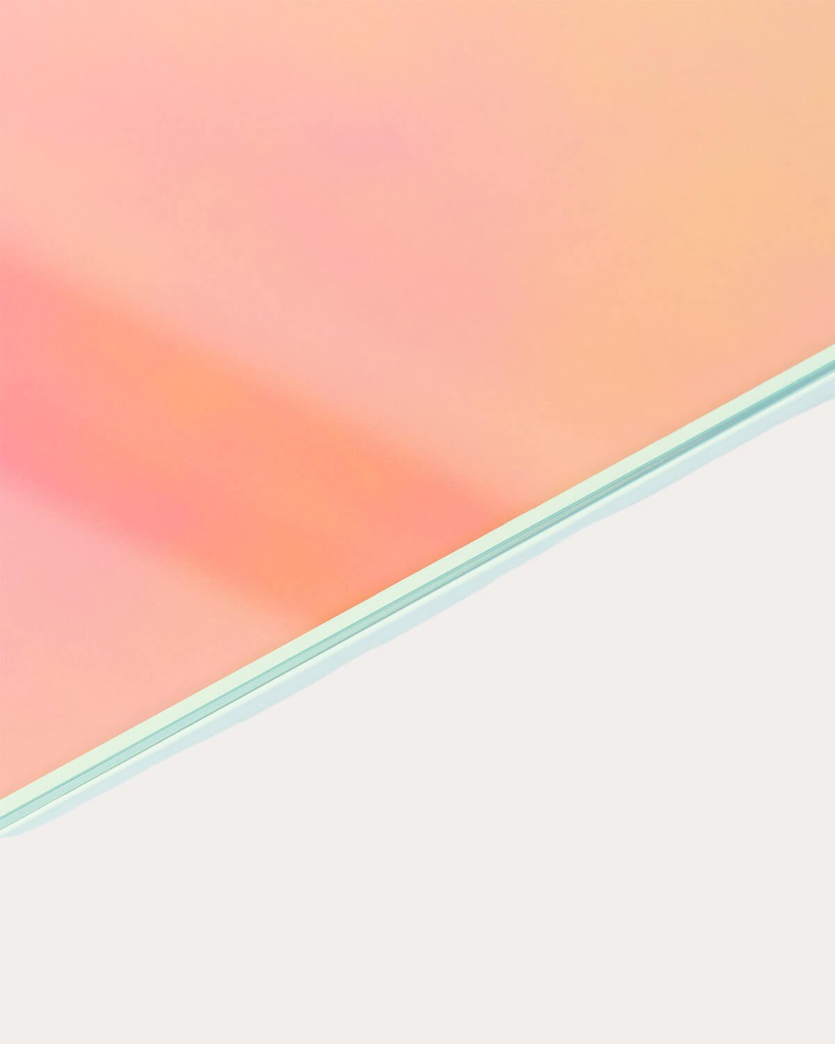 Set di 2 Mensole da Parete in Vetro Curvato a forma di L Iris , immagine della galleria 4