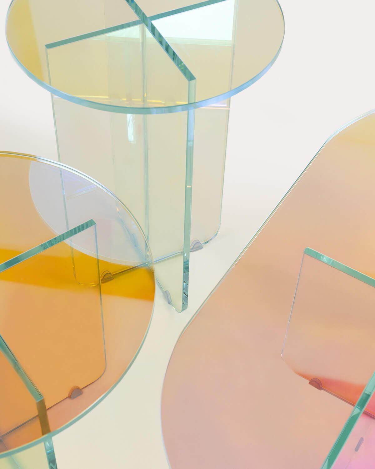 Set di Tavolini Ausiliari e da Caffé Iridescente in Vetro Temperato Iris, immagine della galleria 4