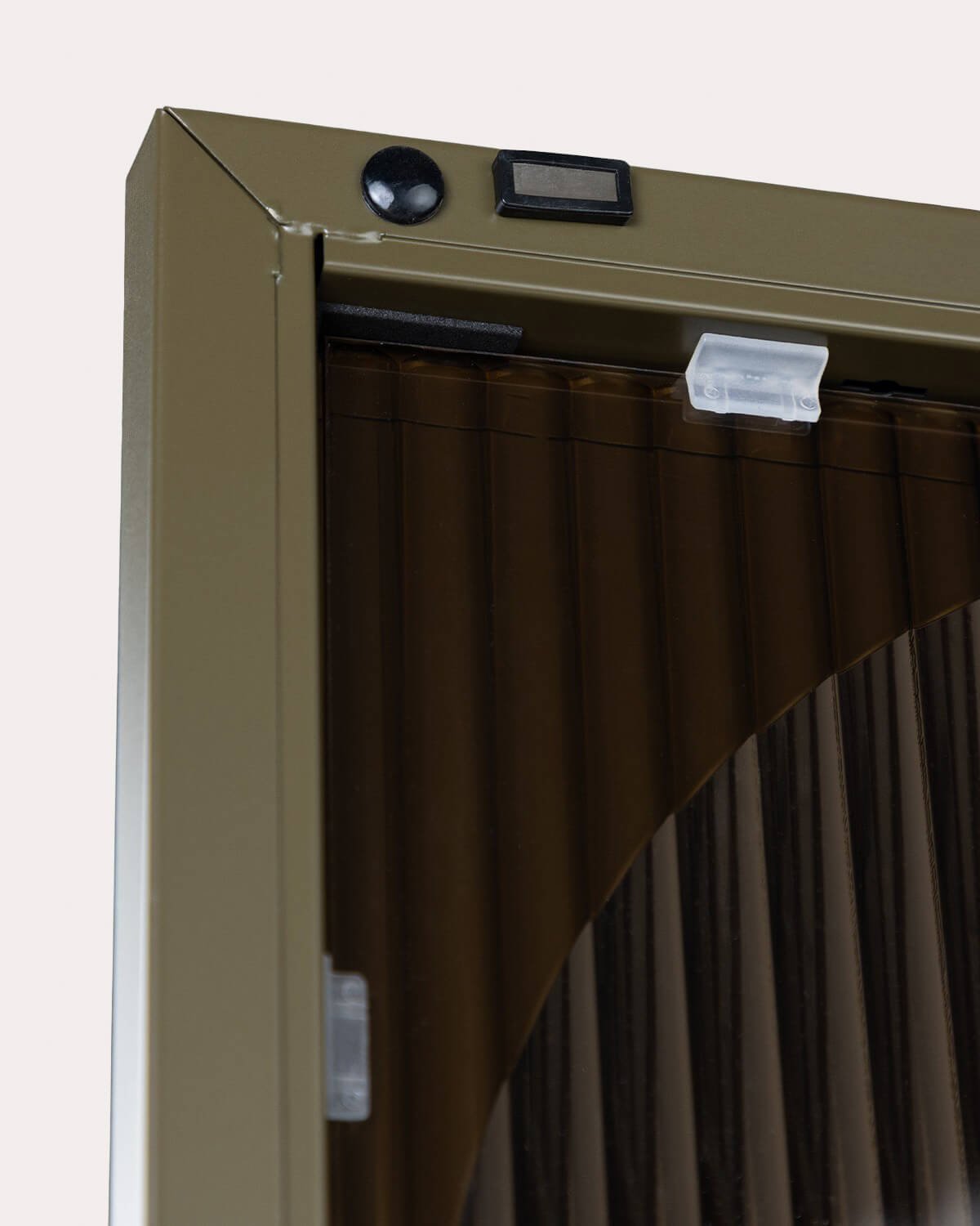 Credenza Alta con 2 Ante e 2 Cassetti in Acciaio Laminato e Vetro Andrius, immagine della galleria 12