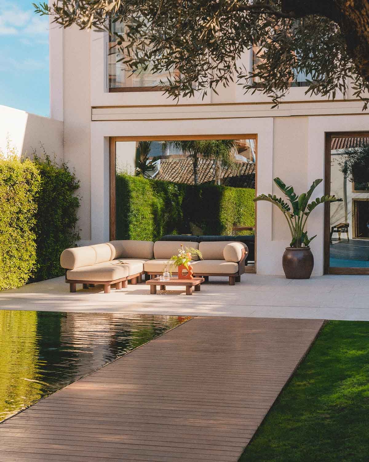 Set da Giardino con 4 Moduli Centrali, Modulo Angolare e Tavolino in Alluminio e Tessuto Lantana, immagine della galleria 2