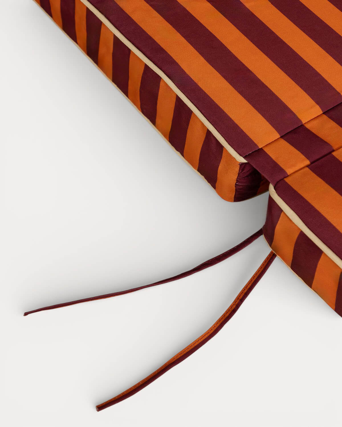 Cuscino in Tessuto a Righe per Lettino Prendisole da Esterno (70,5x200 cm) Kreta, immagine della galleria 6