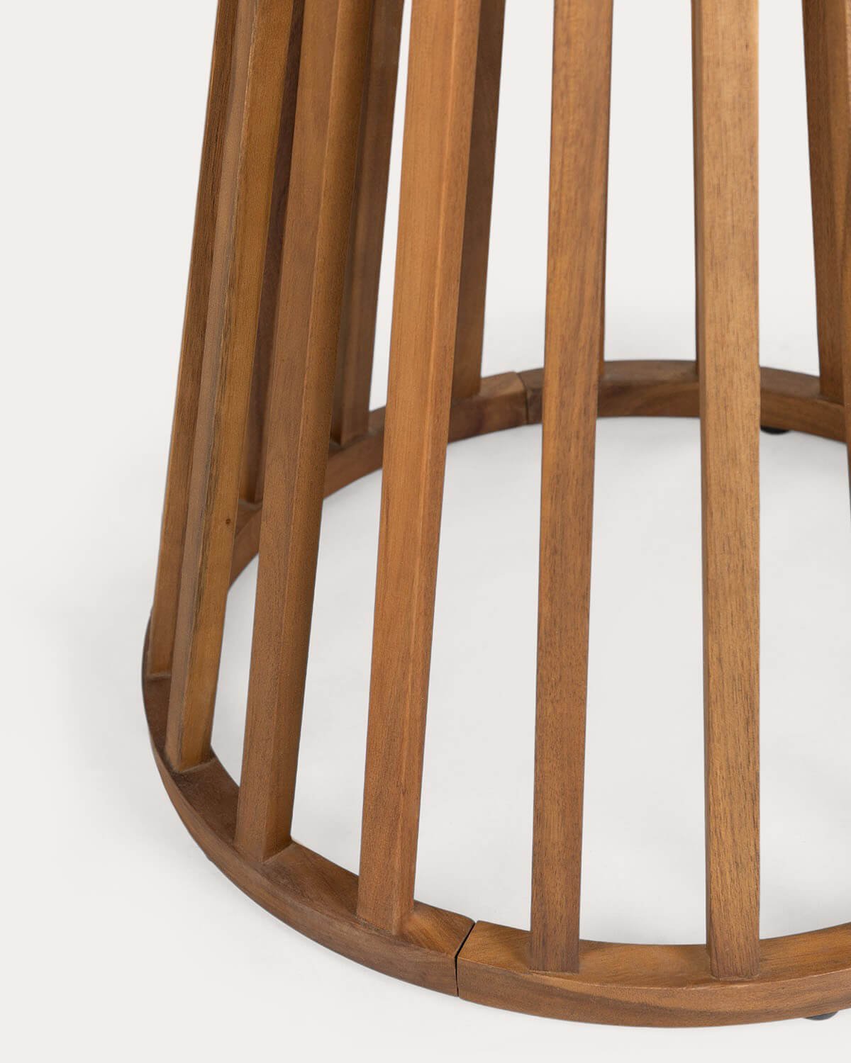 Set Tavolo Alto (Ø70 cm) e 4 Sgabelli Alti in Legno di Acacia e Tessuto per (75 cm) Esterni Hazan, immagine della galleria 5076021