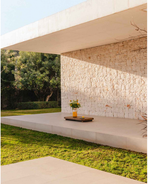 Tavolino da esterno rettangolare 150x70 cm in legno di acacia Redik
