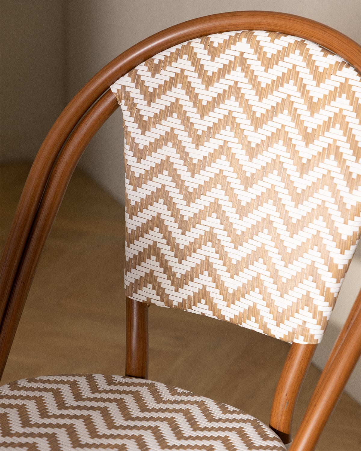 Pack 4 Sedie da Pranzo in Alluminio e Rattan Sintetico Yona Bistro, immagine della galleria 3