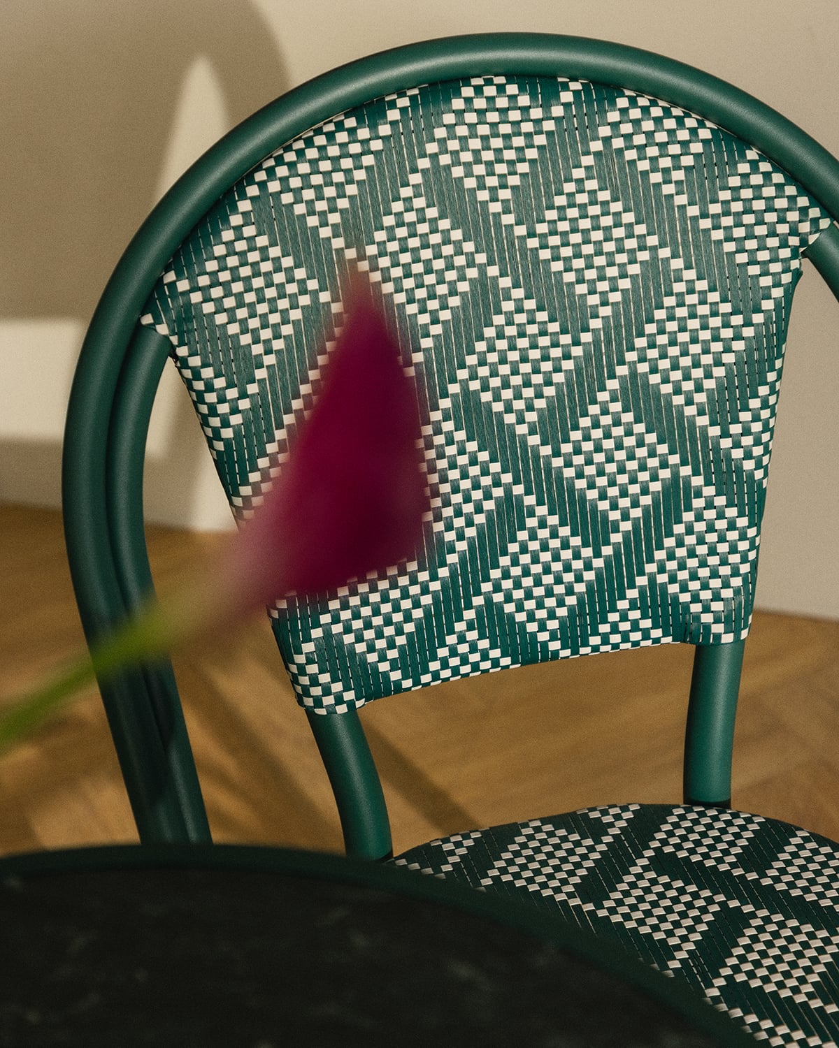 Sedia da Pranzo in Alluminio e Rattan Sintetico Yona Bistro, immagine della galleria 3