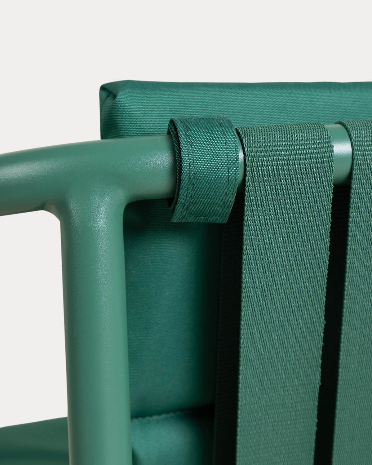 Set Tavolo Rettangolare Allungabile Kelsey (180-240x90 cm) e 6 Poltrone da Esterno in Alluminio Vinke, immagine della galleria 6