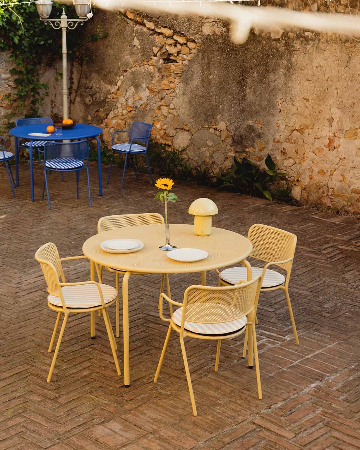 Tavolo Rotondo in Metallo per Esterni (Ø110 cm) Dorothea, immagine della galleria 2