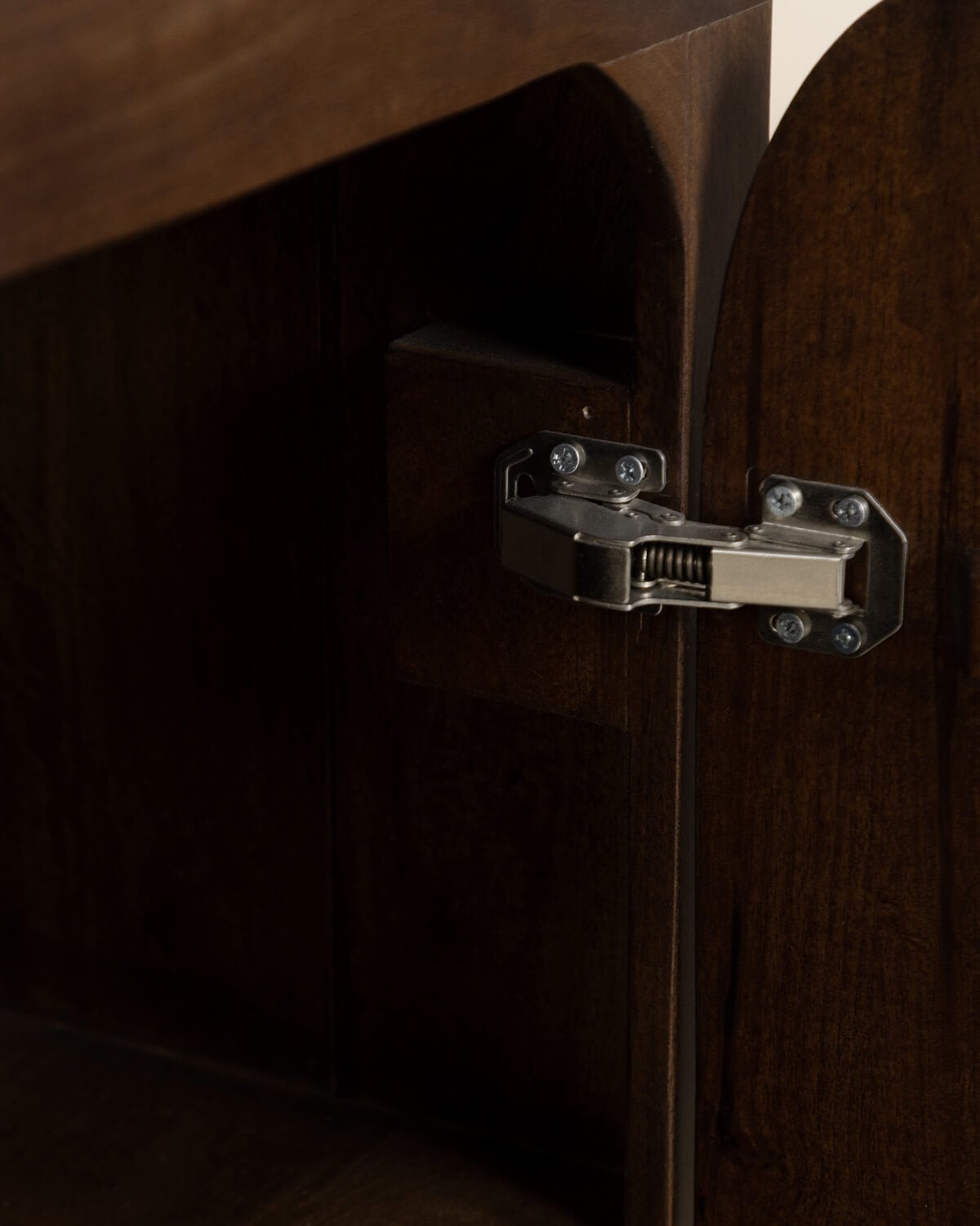 Credenza Bassa con 2 Ante in Legno di Mango Orlean, immagine della galleria 6