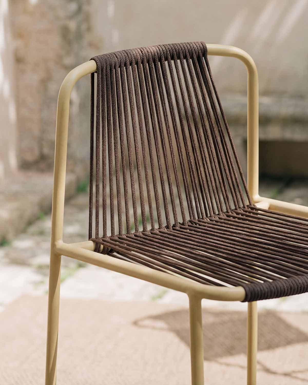 Set di 4 sgabelli bar da esterno 75 cm in metallo e corda Mayailer, immagine della galleria 3