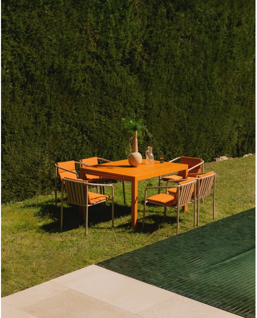 Set Tavolo Rettangolare Allungabile (135-265x100 cm) Seila e 6 Sedie da Esterno in Alluminio con Braccioli Vinke
