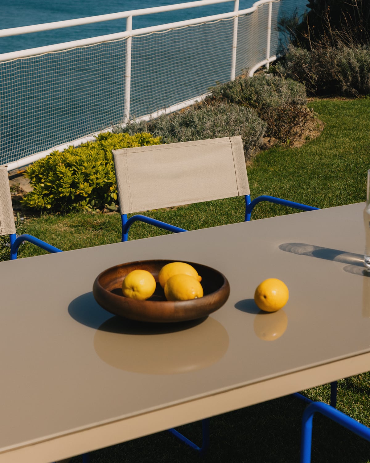 Set Composto da Tavolo Rettangolare (185x85 cm) e 6 Sedie Pieghevoli in Metallo e Tessuto per Esterni Bowye, immagine della galleria 6