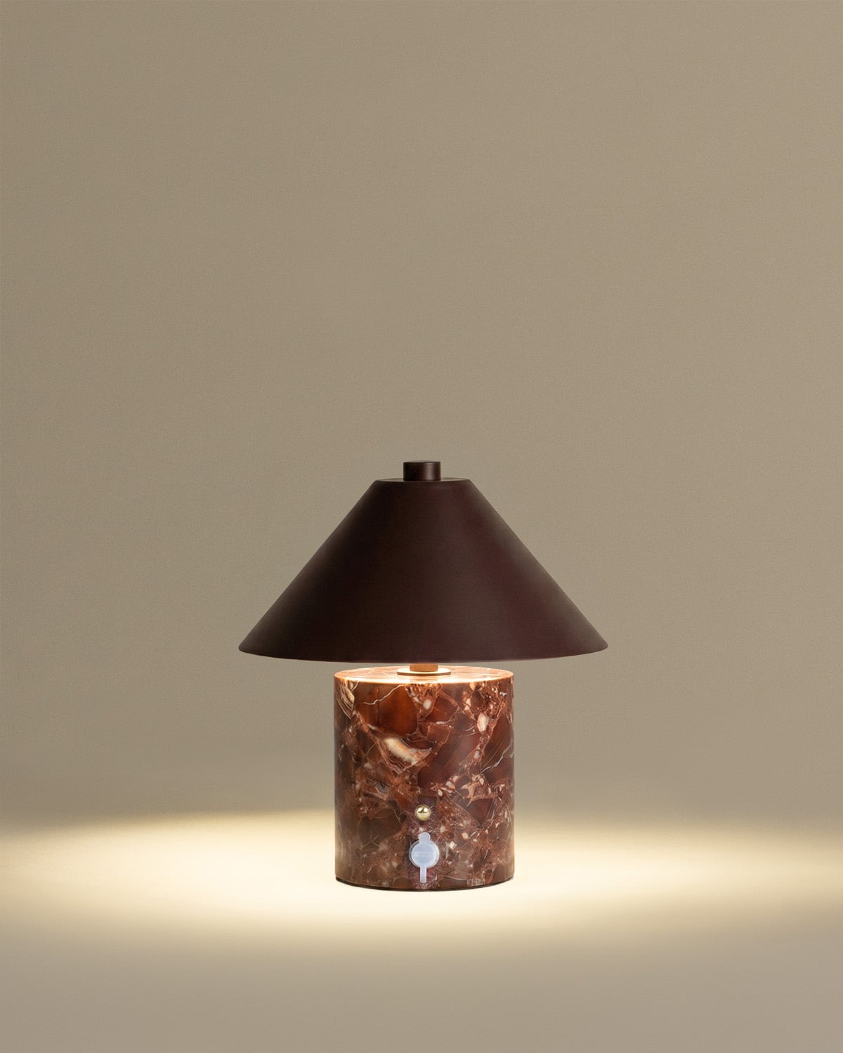Lampada da Tavolo LED senza Fili per Esterni in Marmo e Metallo Obely, immagine della galleria 4