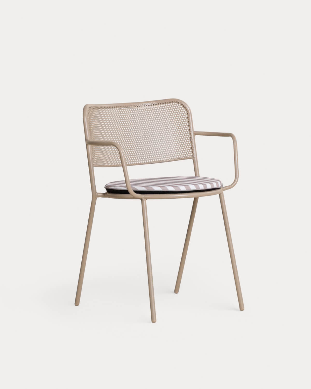 Set da Esterno composto da Tavolo Rotondo (Ø110 cm) e 4 Sedie con Braccioli in Metallo Dorothea, immagine della galleria 4