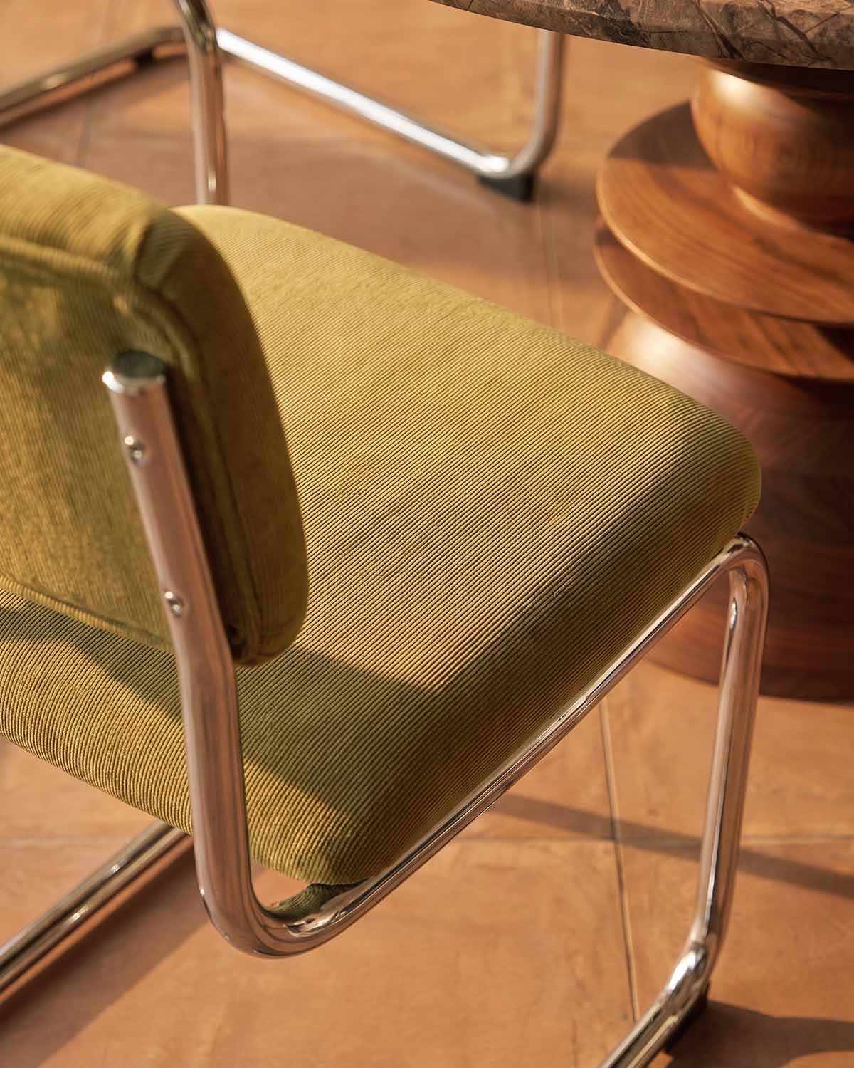 Sedia da pranzo in metallo e tessuto Viola, immagine della galleria 3