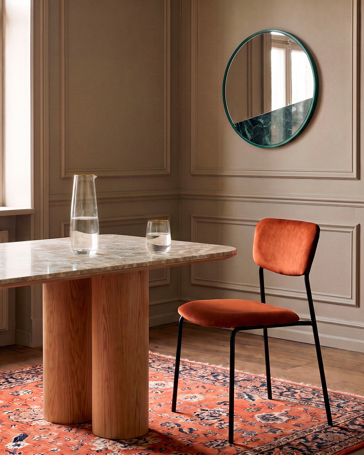 Sedia da pranzo in metallo e velluto Morgan, immagine della galleria 2