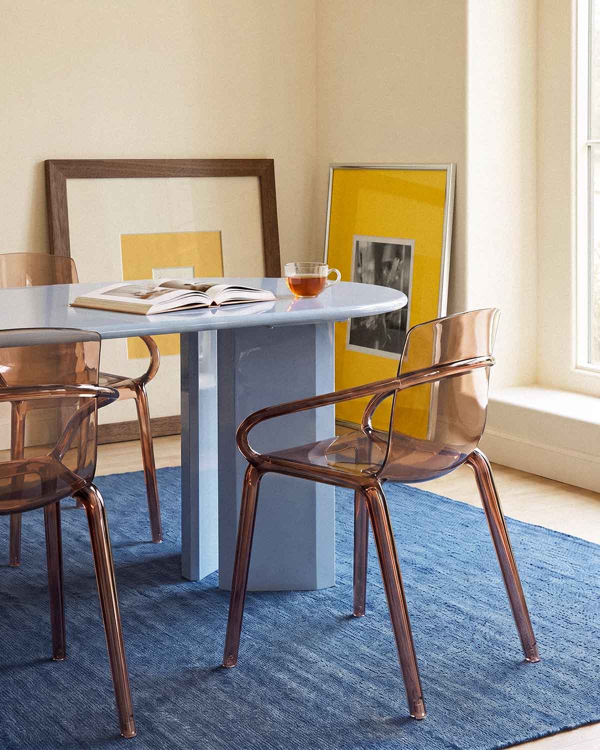 Sedia da pranzo con braccioli in policarbonato Zuera, immagine della galleria 2