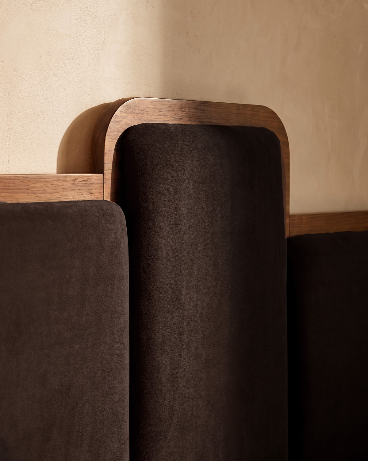 Testiera in legno e tessuto Saulo, immagine della galleria 3