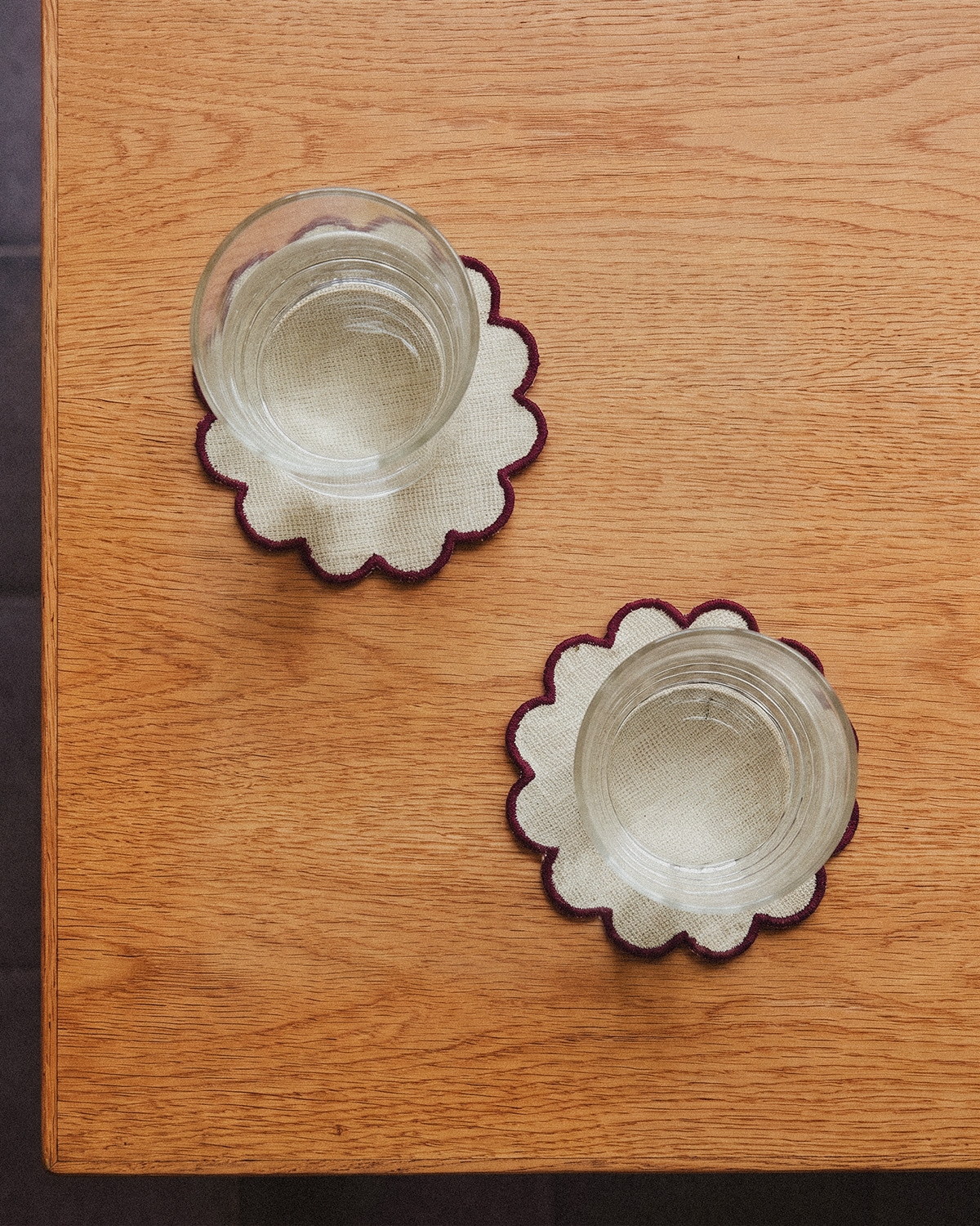 Set di 2 sottobicchieri rotondi Ø10 cm in tessuto Hestia, immagine della galleria 2