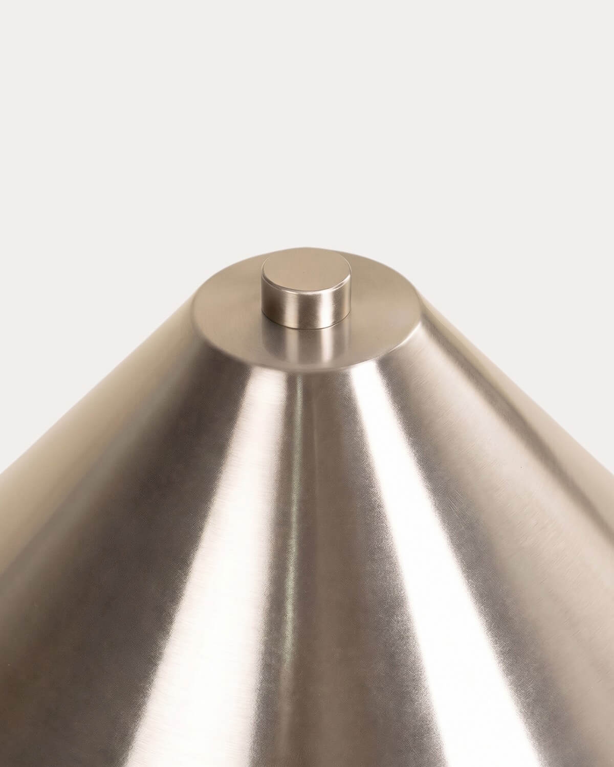 Lampada da tavolo LED senza fili in marmo e metallo Obely, immagine della galleria 7