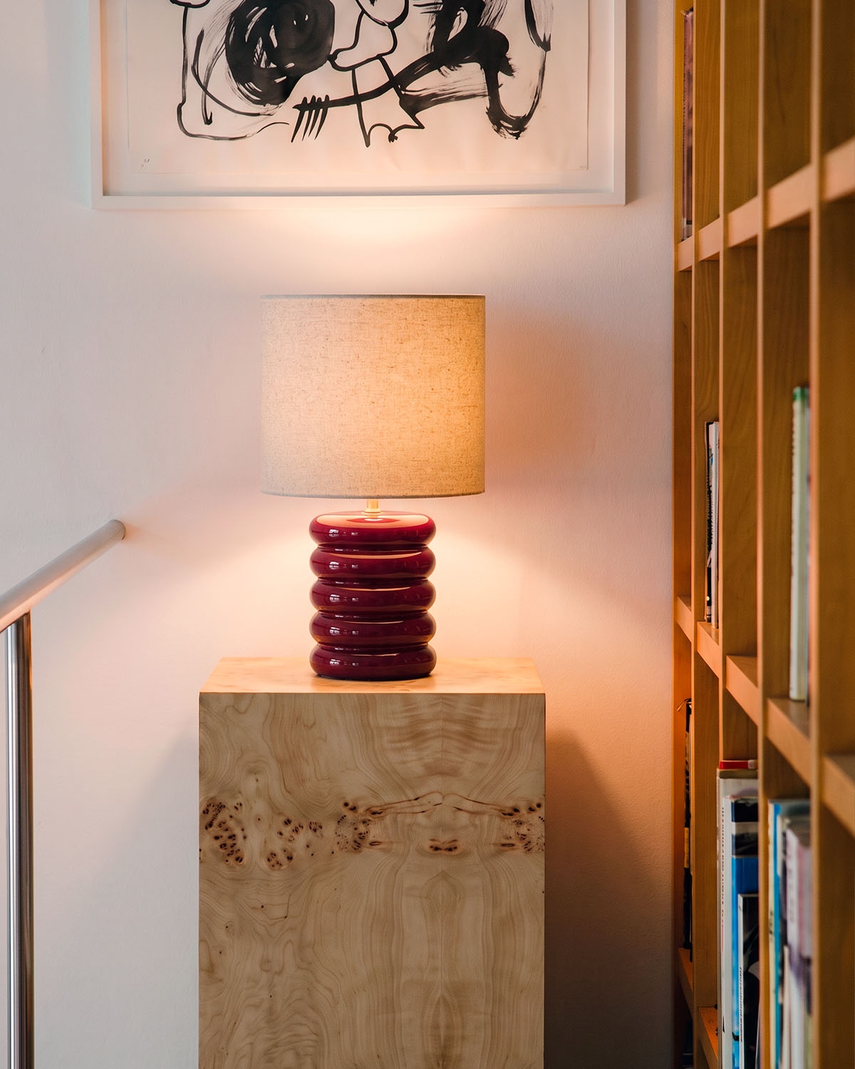 Lampada da tavolo in ceramica e tessuto Ryota, immagine della galleria 2