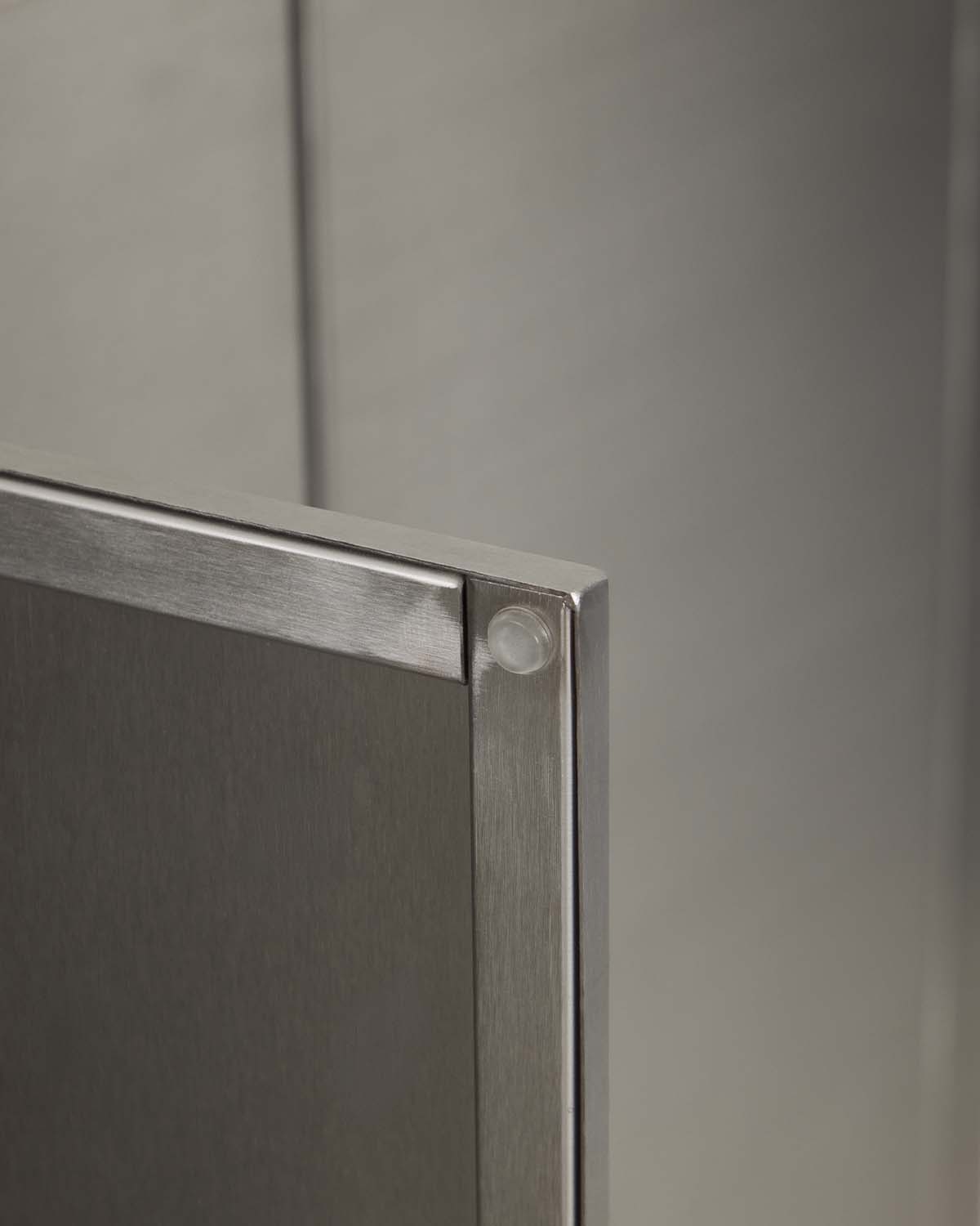 Credenza bassa con 4 ante 160x40 cm in marmo e metallo Ulfhild, immagine della galleria 6