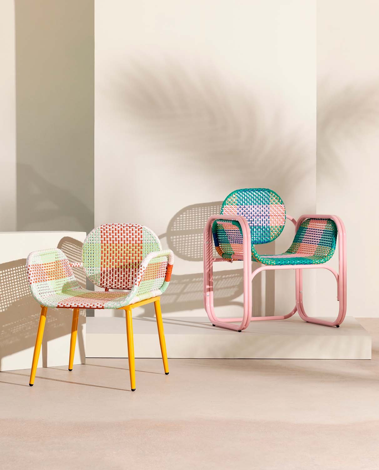 Pack de 2 Poltronas com Braços em Alumínio e Rattan Sintético Emba Studio, imagem de galeria 2
