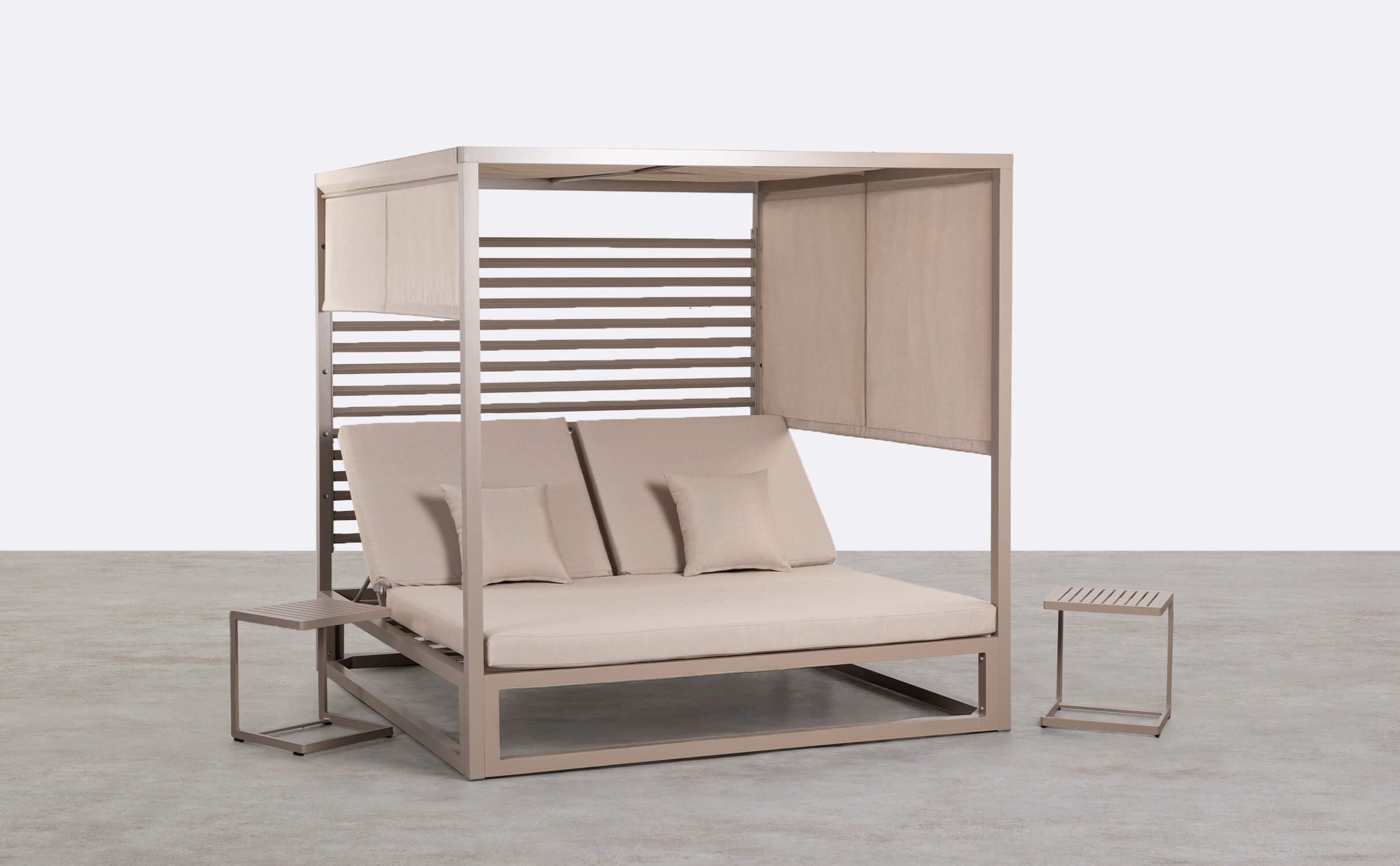 Cama Balinesa Reclinável Mersia e 2 Mesas Laterais de Alumínio Kreta Colours, imagem de galeria 1