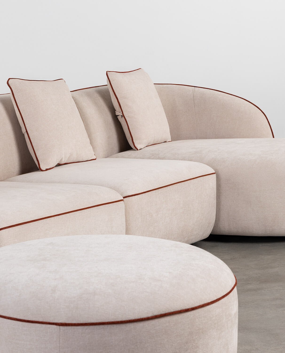 Sofá Modular de Canto 4 Peças com Chaise Longue e Pufe Redondo em Tecido Ilham , imagem de galeria 2