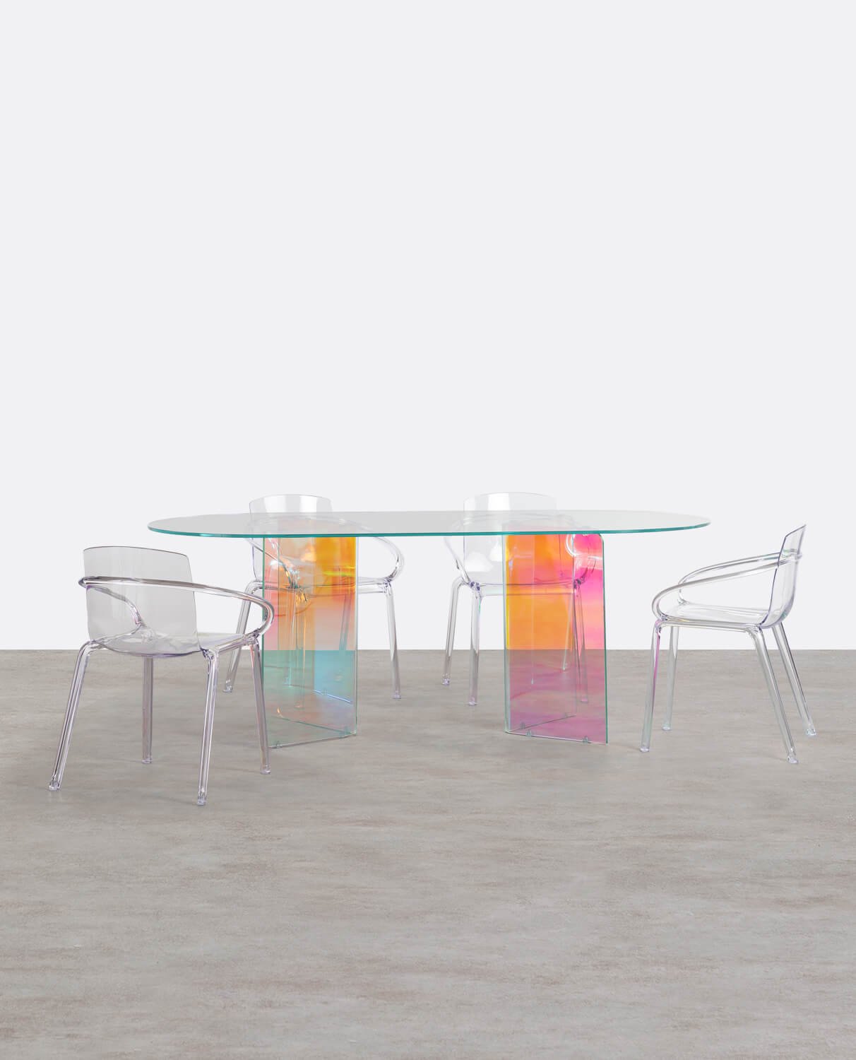 Conjunto de mesa de jantar em vidro temperado iridiscente Iris e 4 cadeiras em policarbonato Zuera, imagem de galeria 1