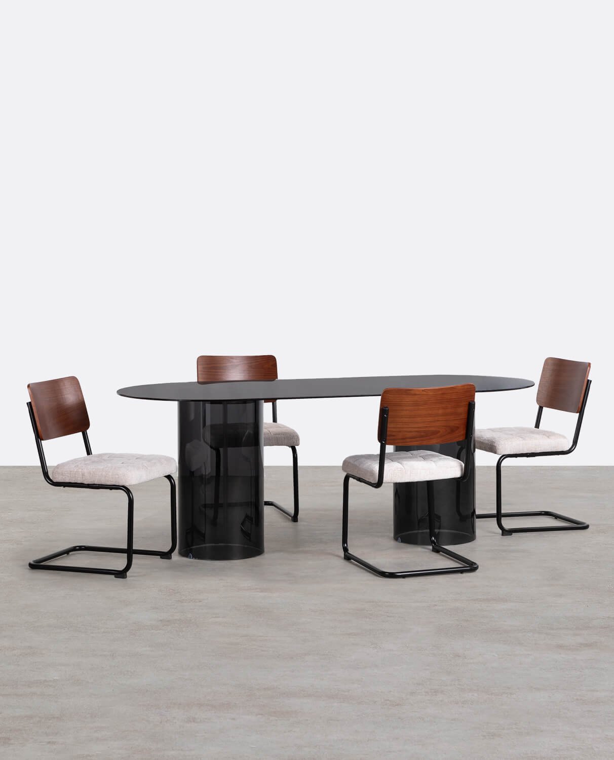 Conjunto de Mesa de Jantar Oval em Vidro Temperado Kolu e 4 Cadeiras em Madeira e Tecido Cuba, imagem de galeria 1