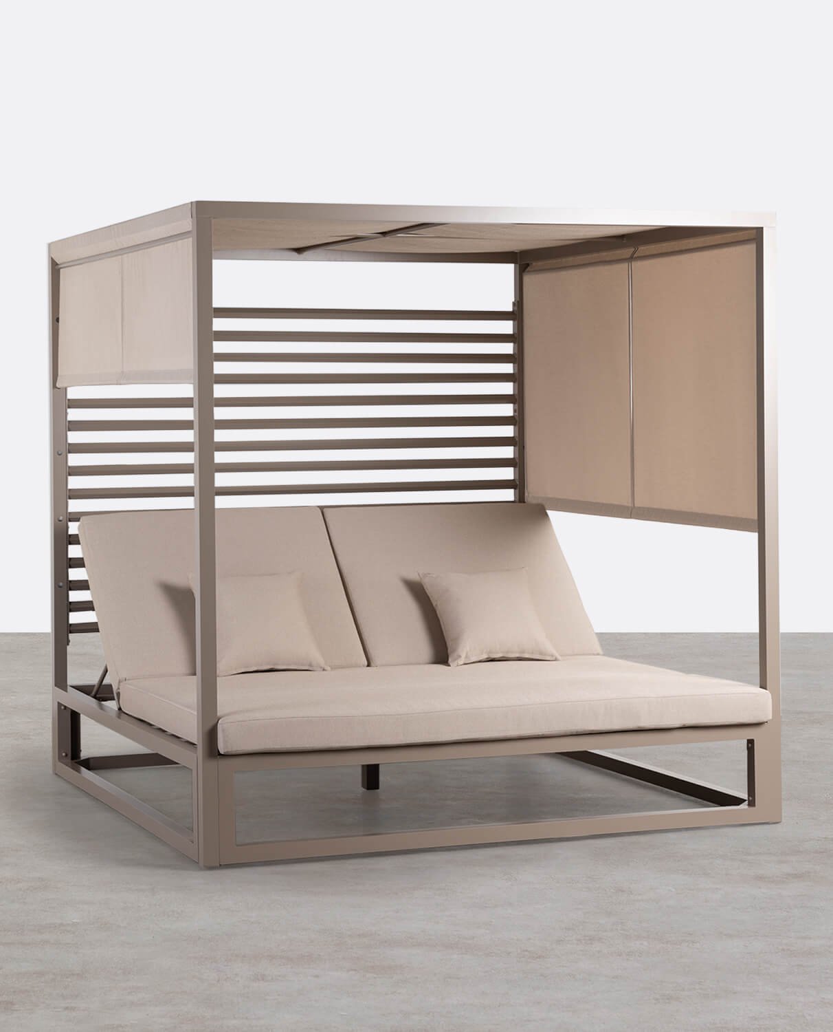 Cama Balinesa Reclinável em Tecido e Alumínio Mersia, imagem de galeria 1