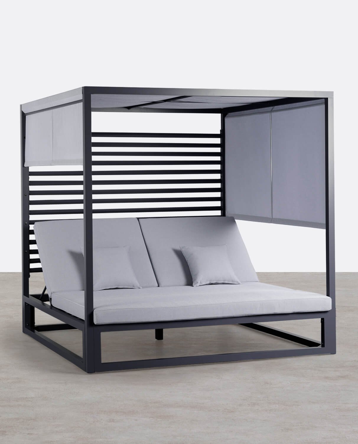 Cama Balinesa Reclinável em Tecido e Alumínio Mersia, imagem de galeria 1