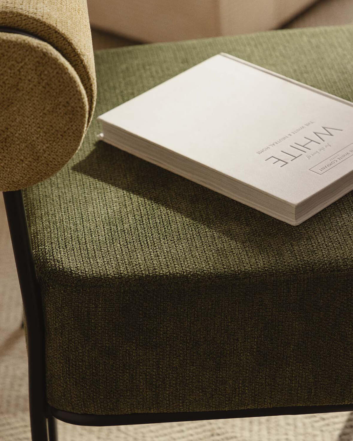 Cadeirão em Tecido e Metal Elin , imagem de galeria 3