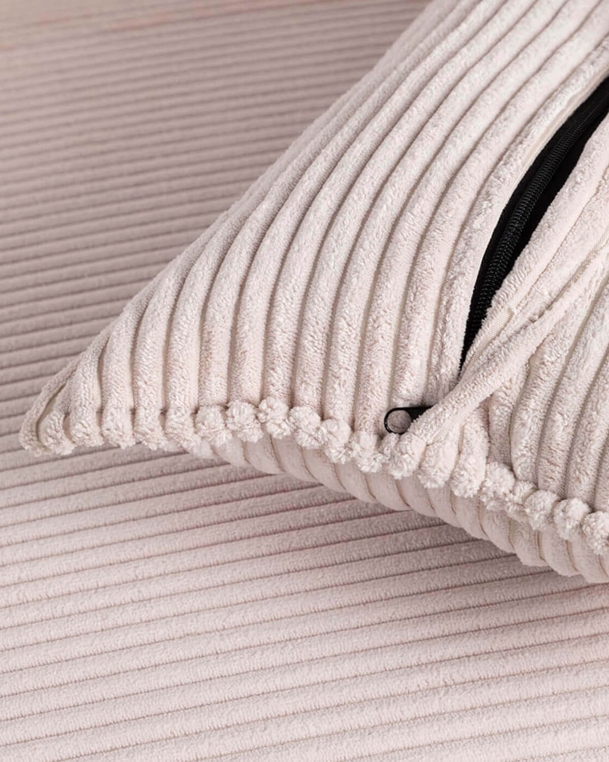 Sofá Modular de 2 Peças de Canto com puff em Bombazine Kilhe, imagem de galeria 7