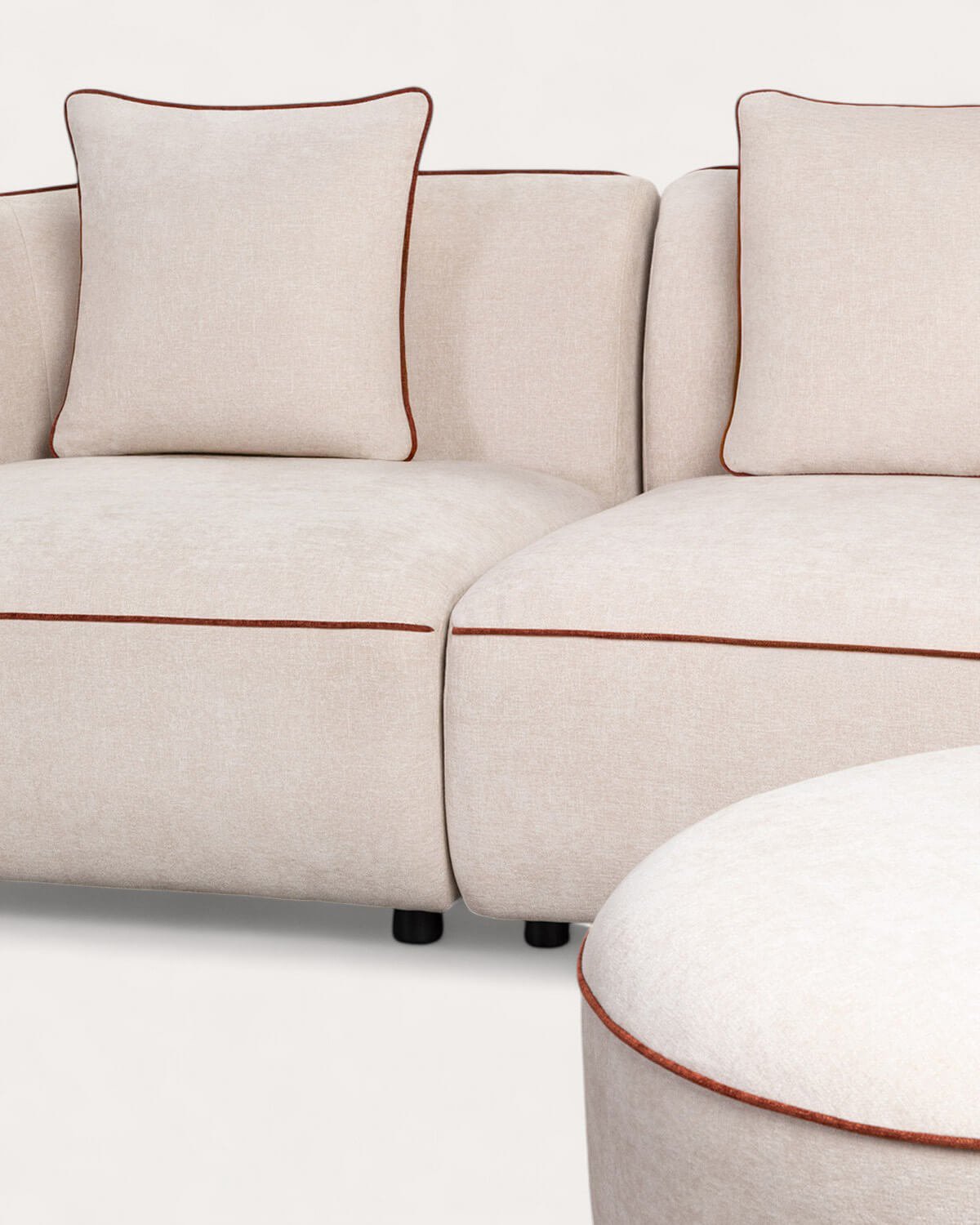 Sofá Modular de Canto 4 Peças com Chaise Longue e Pufe Redondo em Tecido Ilham , imagem de galeria 4