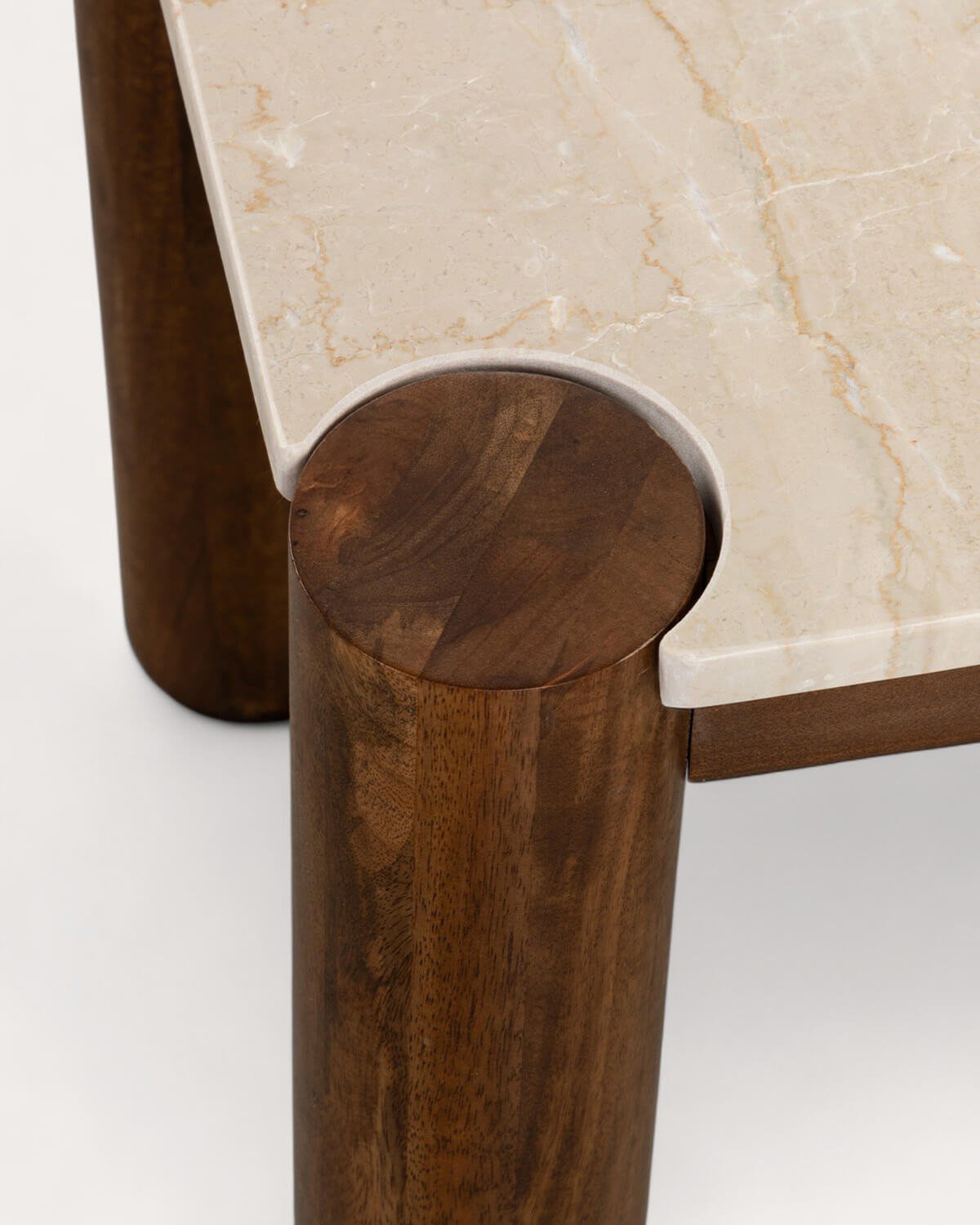 Mesa Lateral Quadrada em Mármore Botticino e Madeira de Manga (50x50 cm) Dublin, imagem de galeria 5