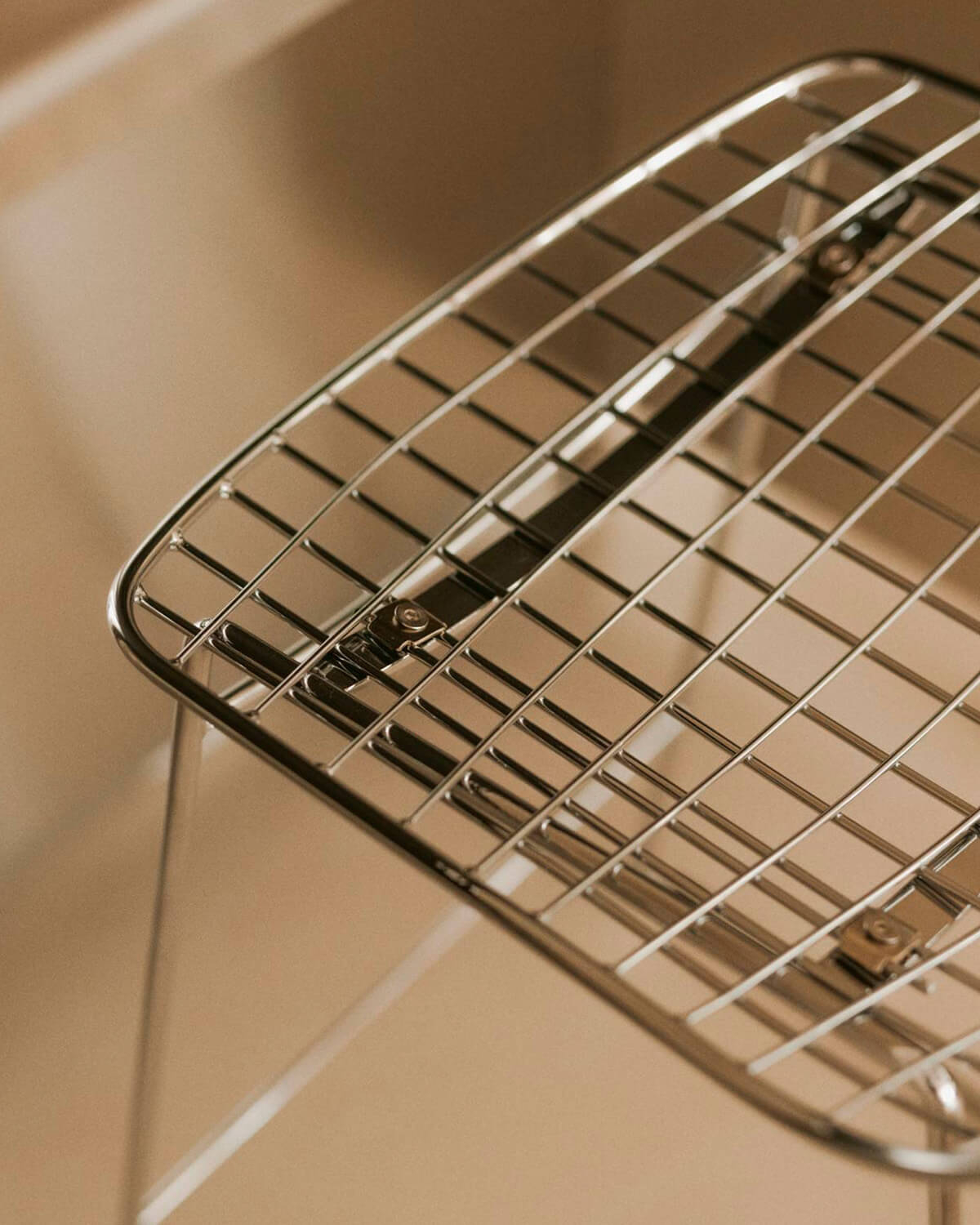 Banco Alto de Metal com Encosto Baixo (66 cm) Aras, imagem de galeria 3