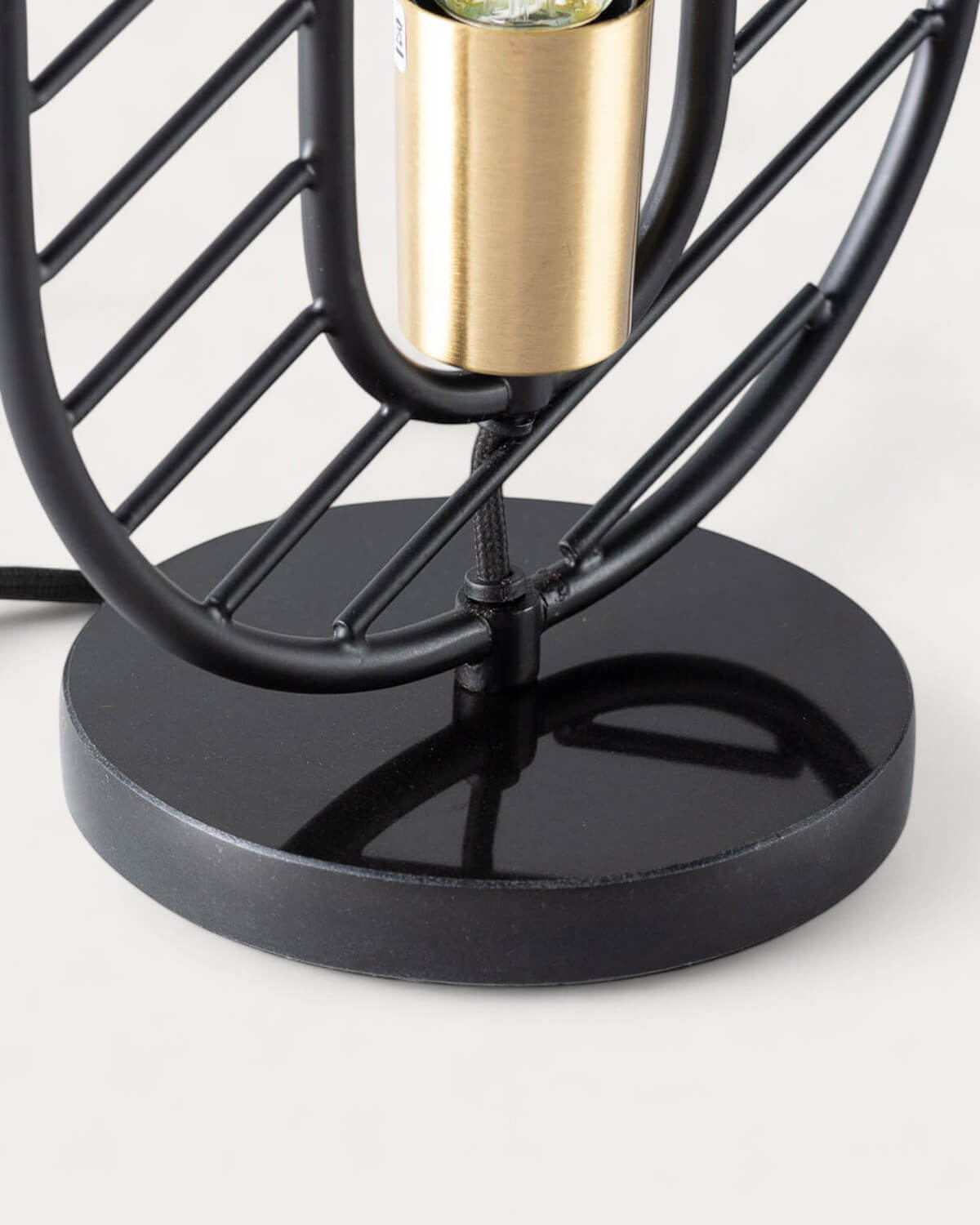 Candeeiro de Mesa em Metal e Mármore Nima , imagem de galeria 4