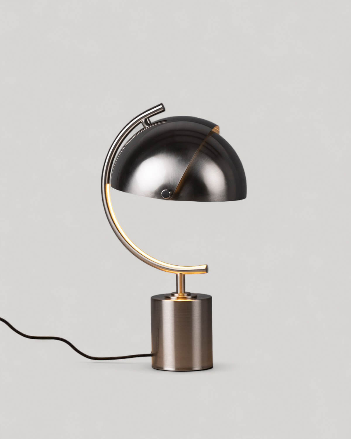 Candeeiro de Mesa Metal Amun, imagem de galeria 4