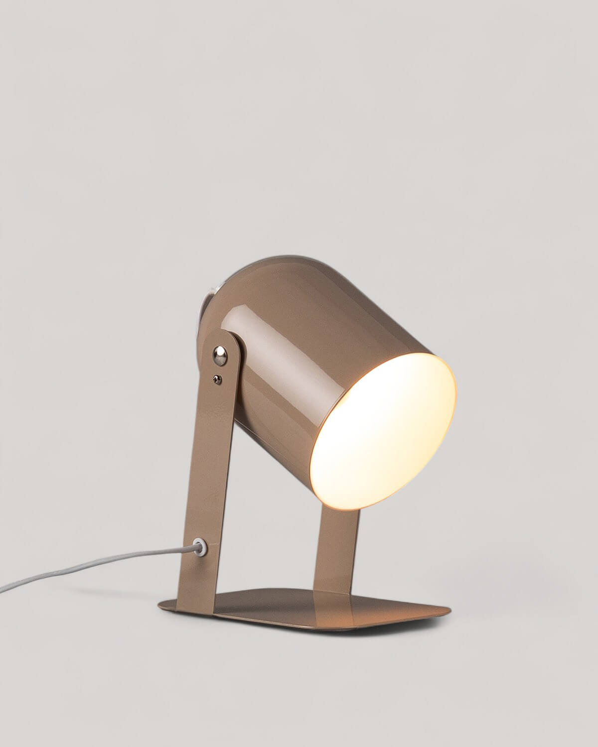 Candeeiro de Mesa em Metal Marís, imagem de galeria 3