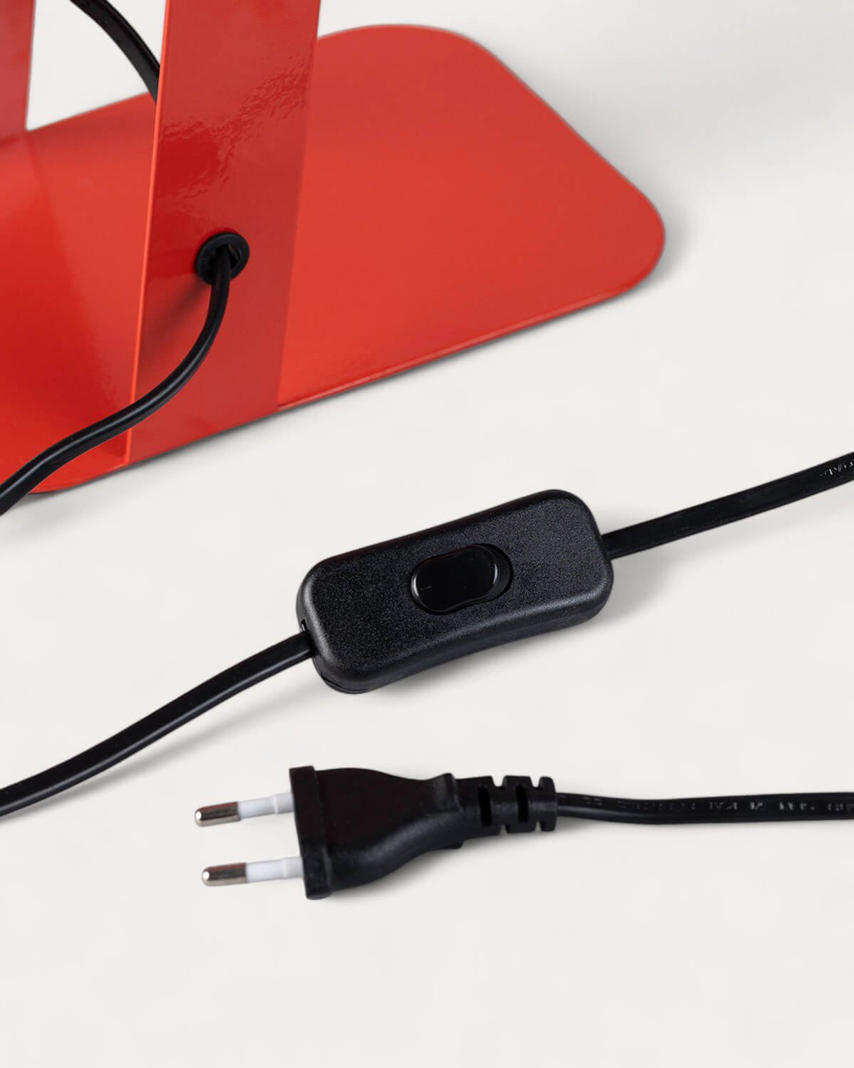 Candeeiro de Mesa em Metal Marís, imagem de galeria 10