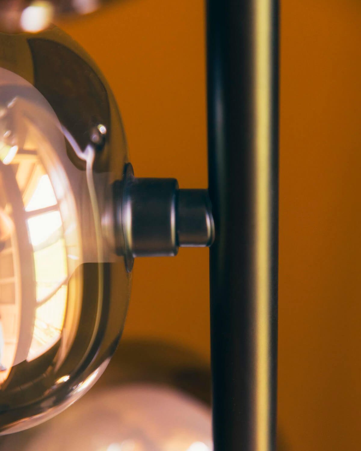 Candeeiro de Pé Metálico Dasha, imagem de galeria 3