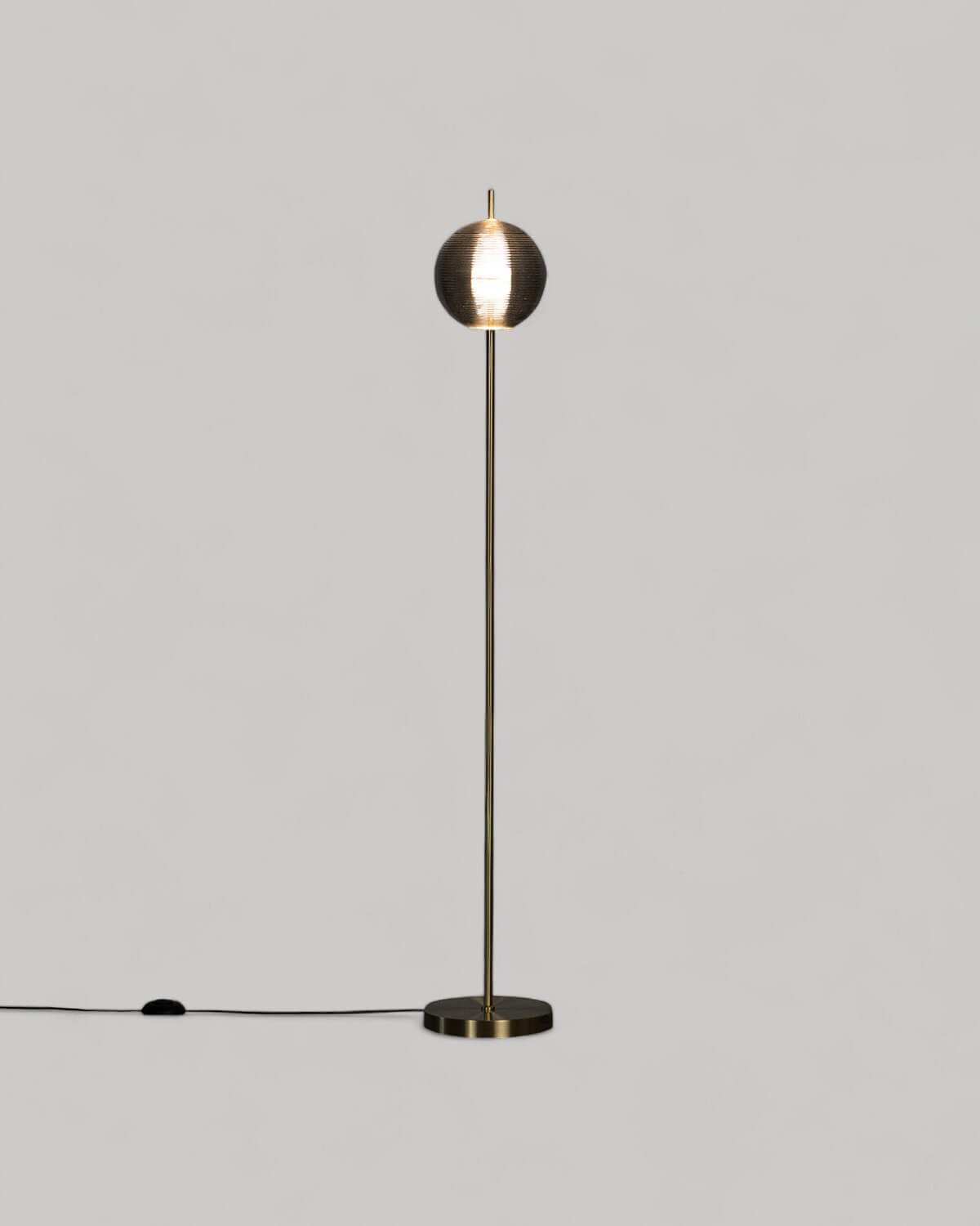 Candeeiro de Pé LED Esférico de Metal Regulável Samil, imagem de galeria 2