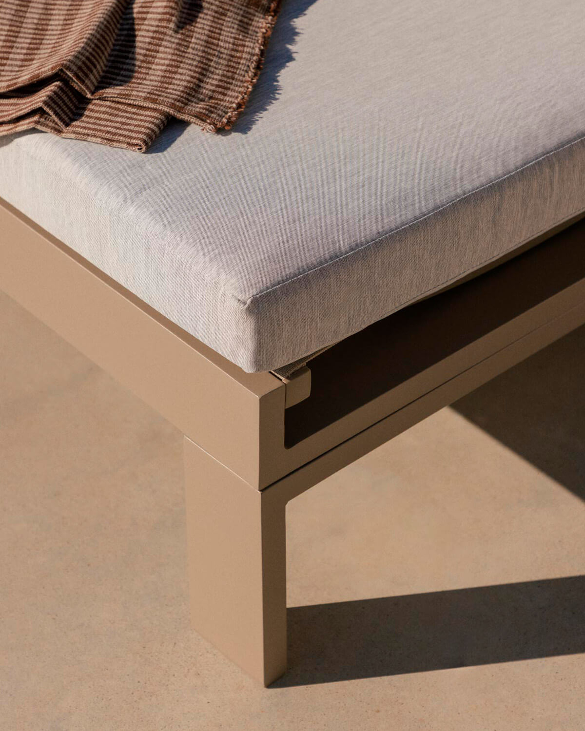 Almofada para Espreguiçadeira (70,5x200 cm) de Exterior de Tecido Kreta, imagem de galeria 3