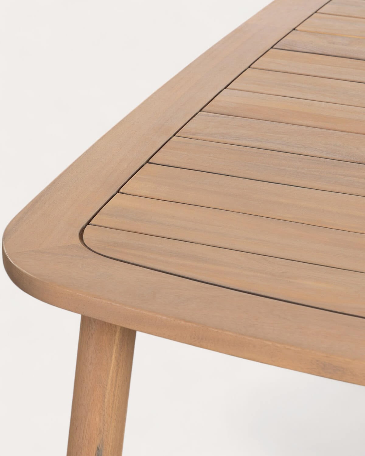 Conjunto com mesa retangular 180x100 cm e 6 cadeiras de exterior com apoios de braços em madeira de acácia Mirla, imagem de galeria 5