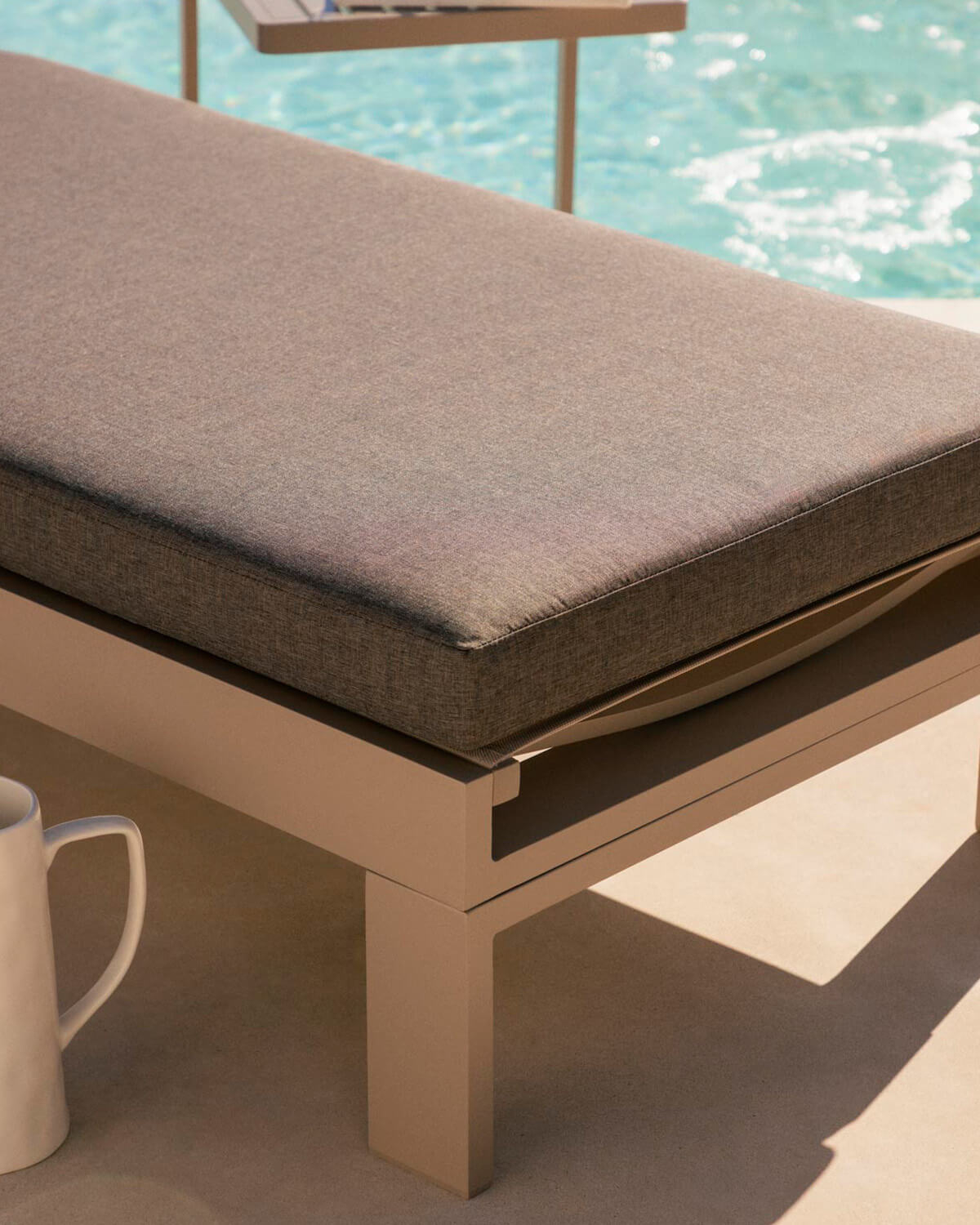 Espreguiçadeira com Almofada Removível e Almofada Quadrada New Kreta, imagem de galeria 3