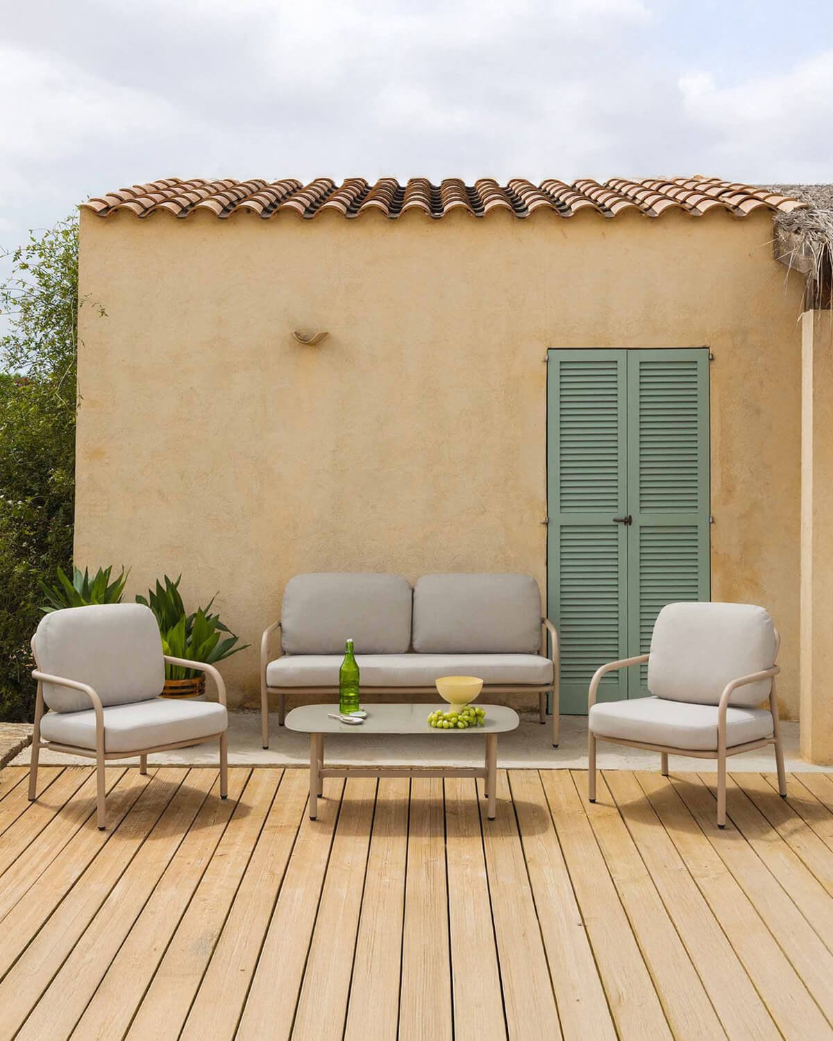 Conjunto de Jardim com Sofá de 2 Lugares, 2 Poltronas e Mesa de Centro em Metal e Tecido Aleina, imagem de galeria 2