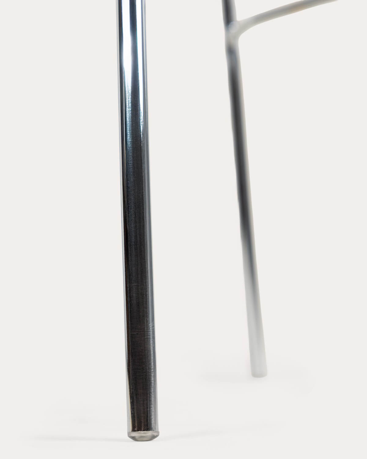 Pack 2 Bancos Altos em Polietileno e Metal (77 cm) Pinha, imagem de galeria 6