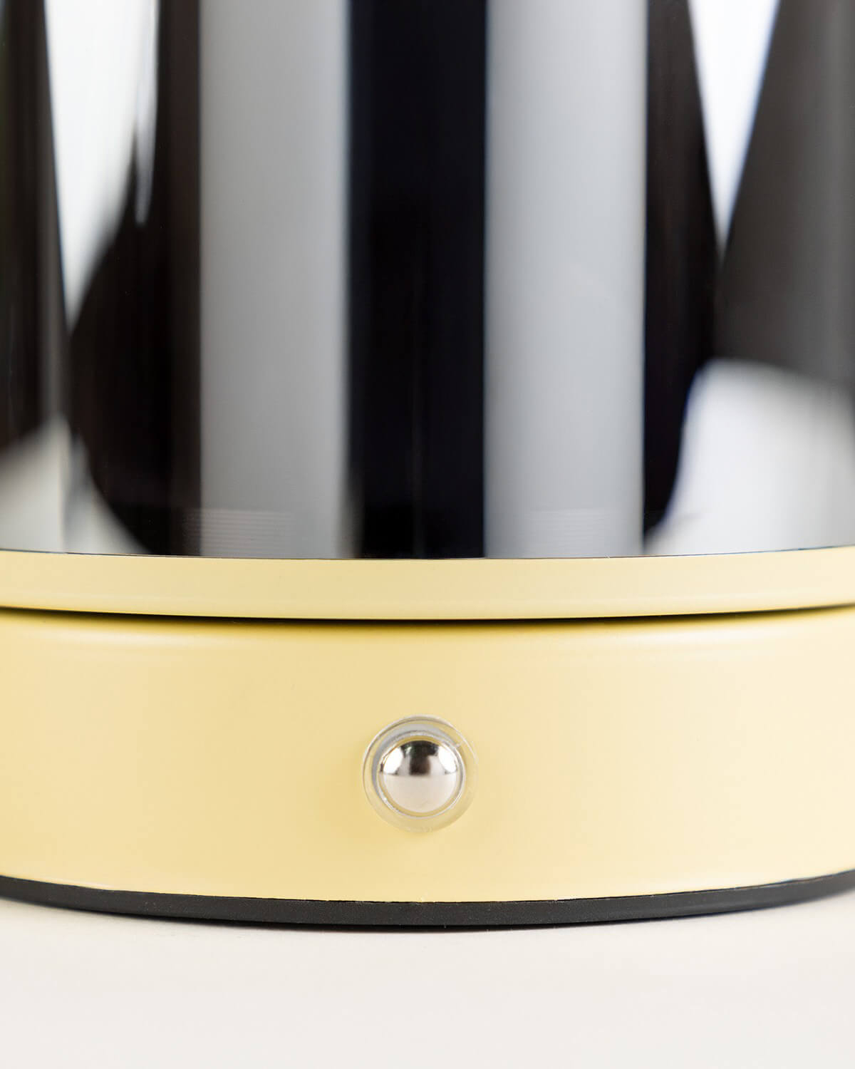 Luminária de Mesa LED Sem Fio para Ambientes Externos com Regulagem de Intensidade Devis, imagem de galeria 6