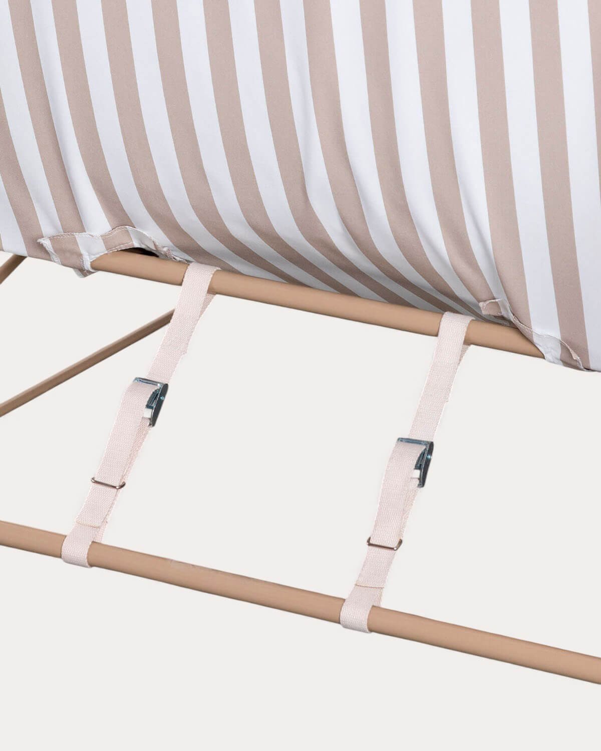 Sofá de 2 Lugares em Metal e Assento em Tecido Carpa, imagem de galeria 6